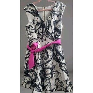 Eliza J White/Black Floral V Neck Sleeveless Dress Sz 12 Contrast Belt Garden